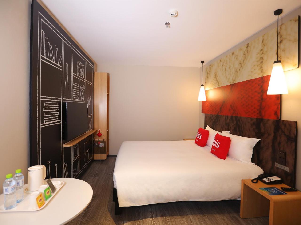 Ibis Haikou Injoy Plaza Hotel Zewnętrze zdjęcie