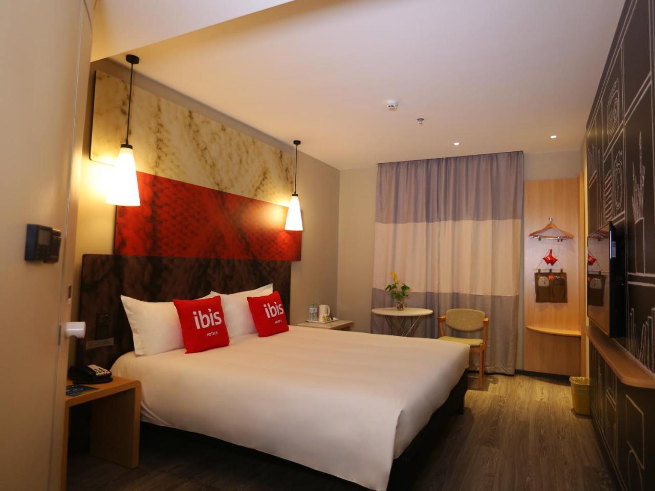 Ibis Haikou Injoy Plaza Hotel Zewnętrze zdjęcie